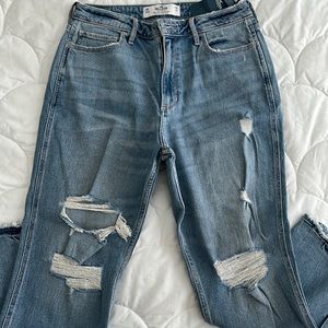 New new new! 🦋Hollister jeans